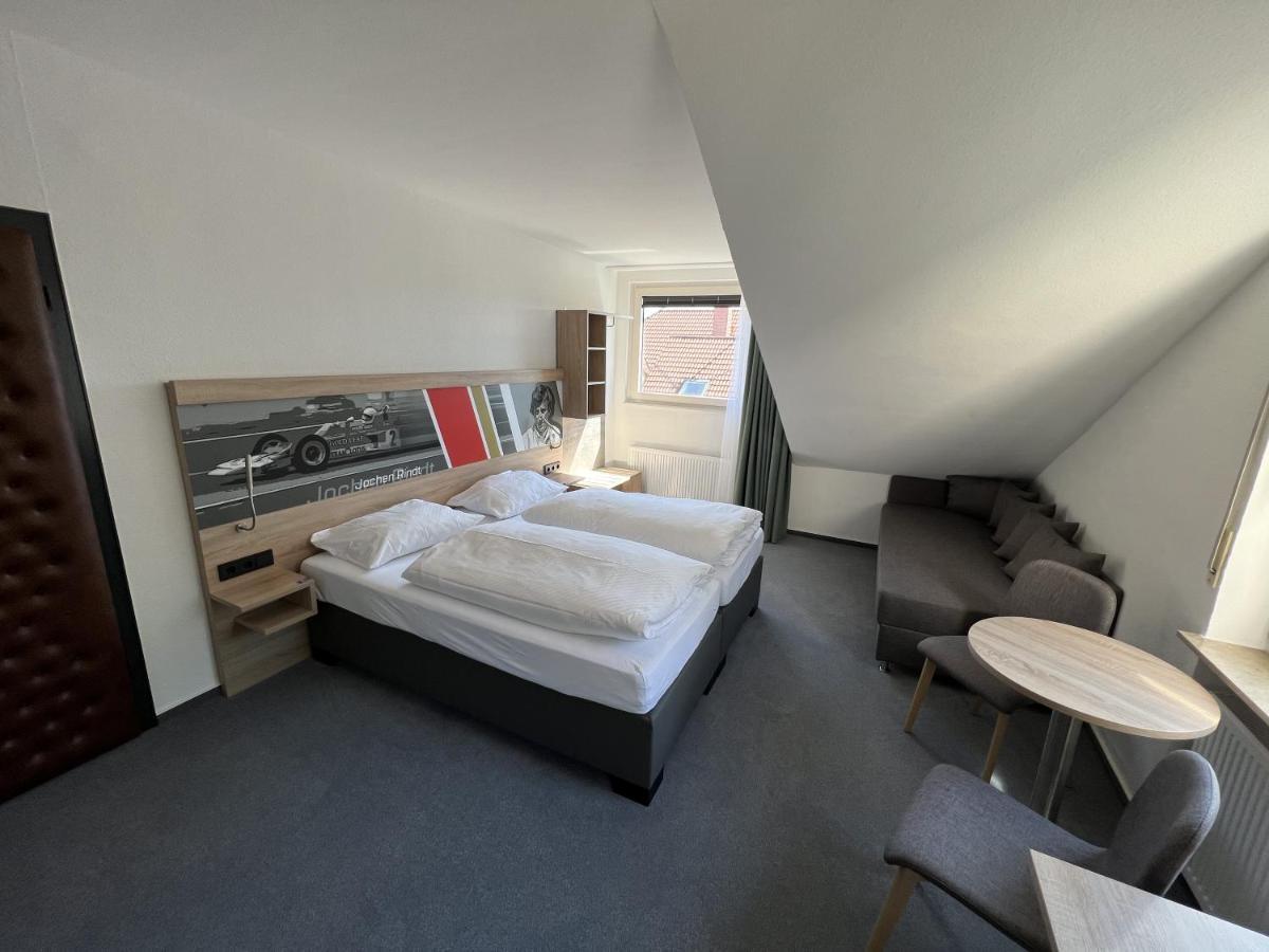Hotel Am Tiergarten نوربرغ المظهر الخارجي الصورة